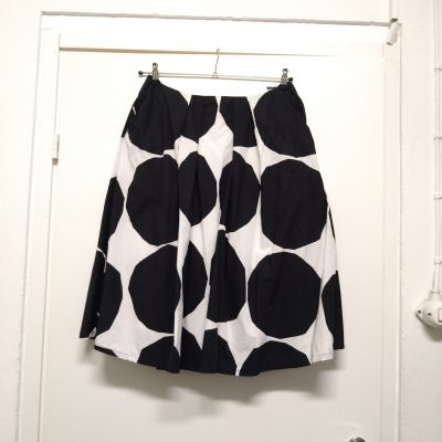 Marimekko, Pallokuosinen hame, musta-valkoinen, M