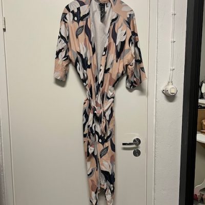 Aarre, kietaisumekko, vaalearosa kuvioitu, l/xl