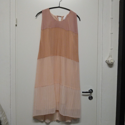 Halo From North, vaaleanpunainen/beige maksimekko, L