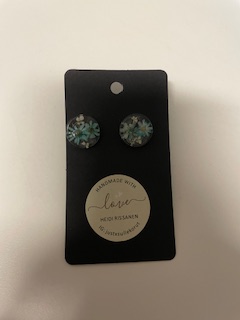 Heidi Rissanen, sininen, kukkanappikorvis