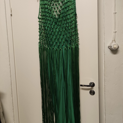 Henna Lampinen, vihreä käsinsolmittu iltapuku, onesize