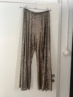 Katrin Niskanen, Midnight pants, kultainen, m